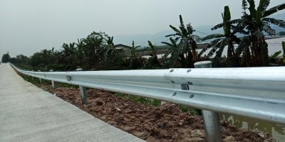 波形護(hù)欄案例